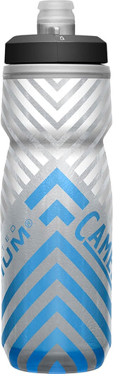 CamelBak Podium Chill - Botella para apretar con aislamiento para aire libre, 21 onzas, rayas grises y azules