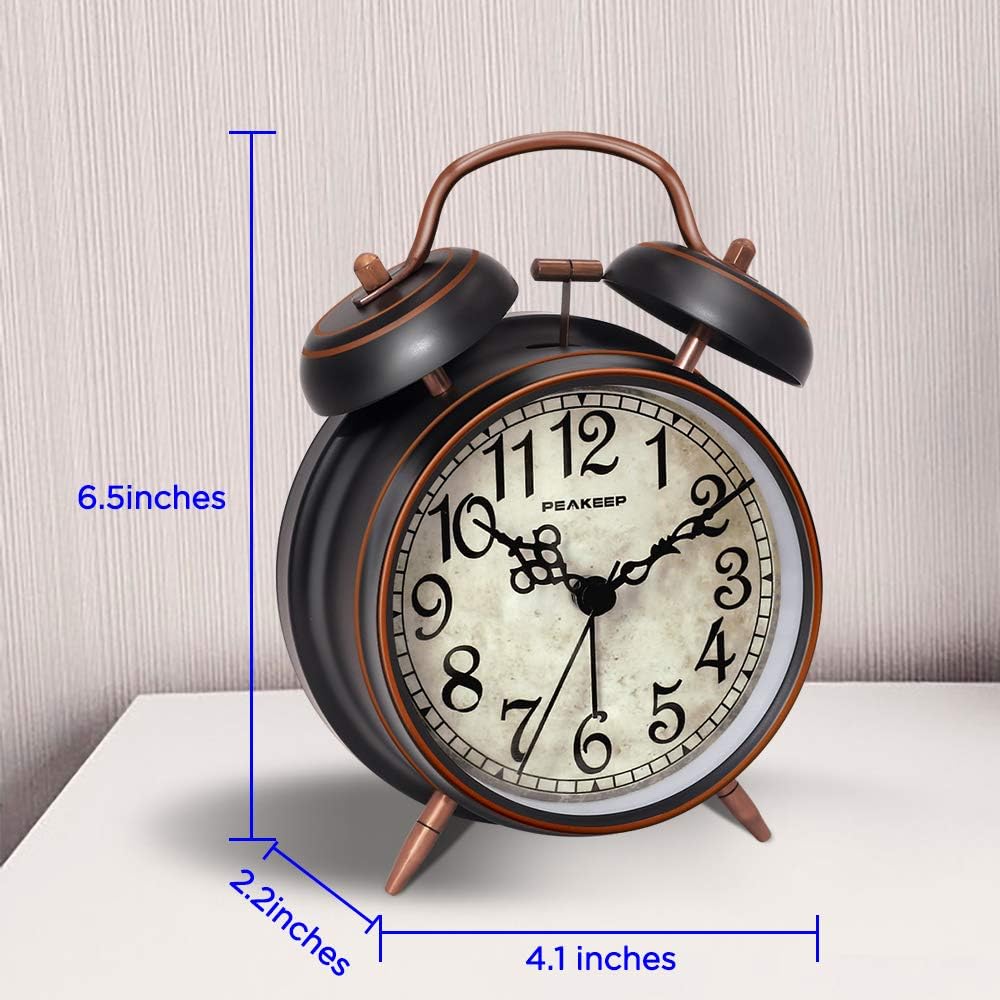 Reloj despertador retro a pilas con campanas dobles, modelo 4