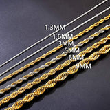 Cadena trenzada de acero inoxidable con bañado en oro 18 K