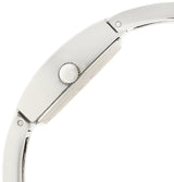 Reloj con brazalete en tono plateado con detalles de cristal