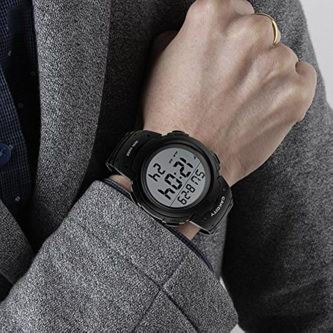 Reloj deportivo digital para hombre con pantalla LED