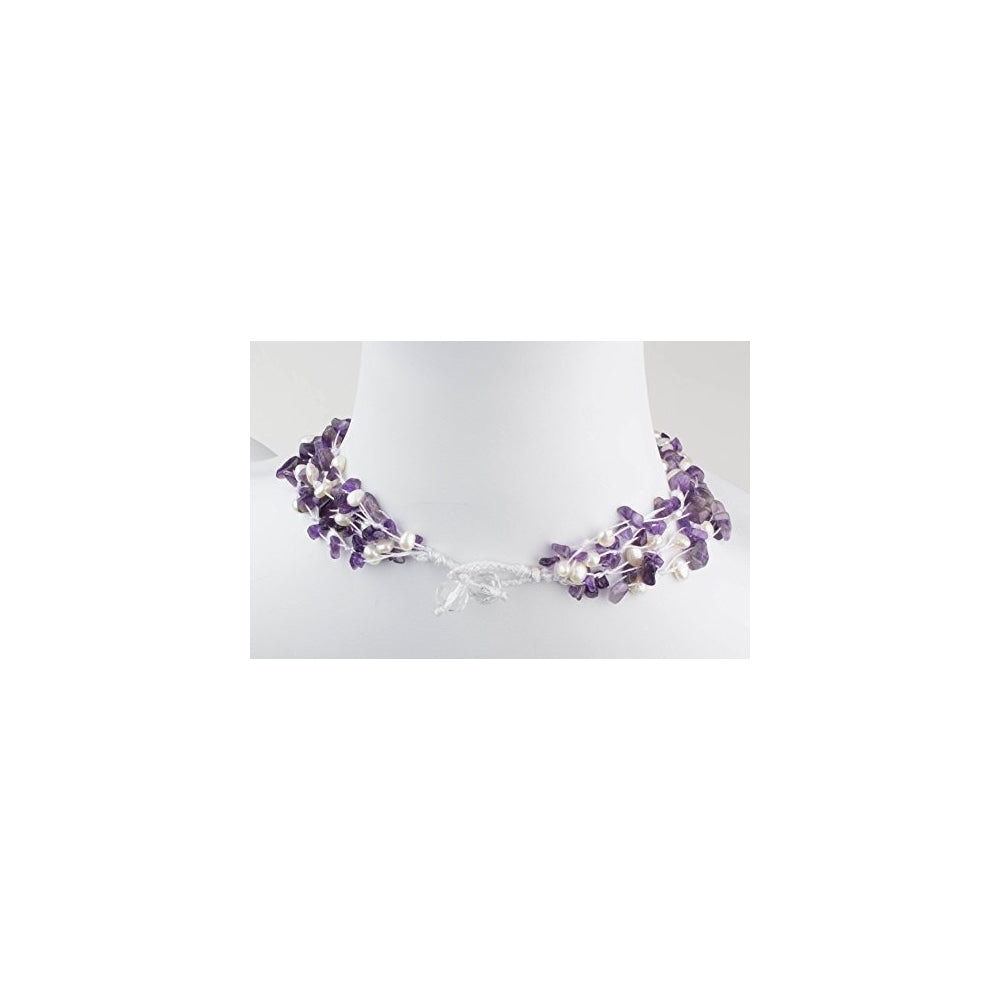 Collar y cadena de perlas