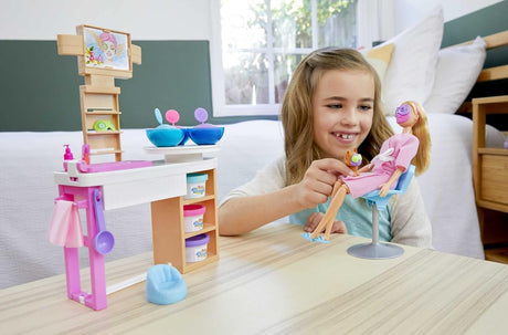 Set de Spa Barbie con Muñeca, 10+ accesorios y perrito