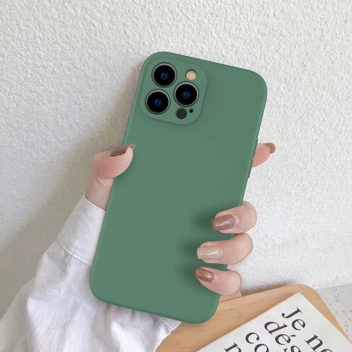 DEENAKIN Funda para iPhone 13 Pro Max con protector de pantalla, cubierta de goma de gel de silicona líquida suave y duradera para iPhone 13 Pro Max de 6.7 pulgadas, color verde oscuro