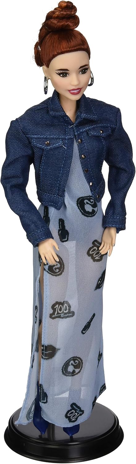 Muñeca Barbie diseñada por Marni Senofonte estilo exclusivo