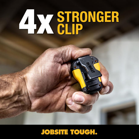 Altavoz Bluetooth portátil DEWALT, resistente al agua, clip-on