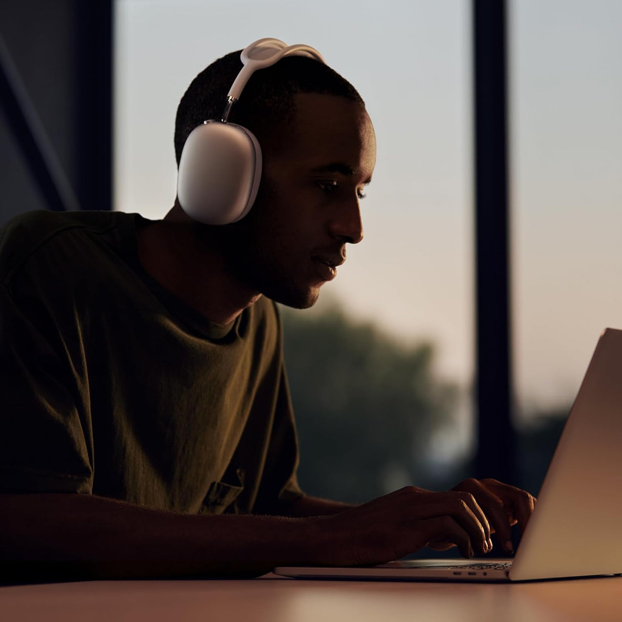 Auriculares Apple AirPods Max, cancelación de ruido, Bluetooth