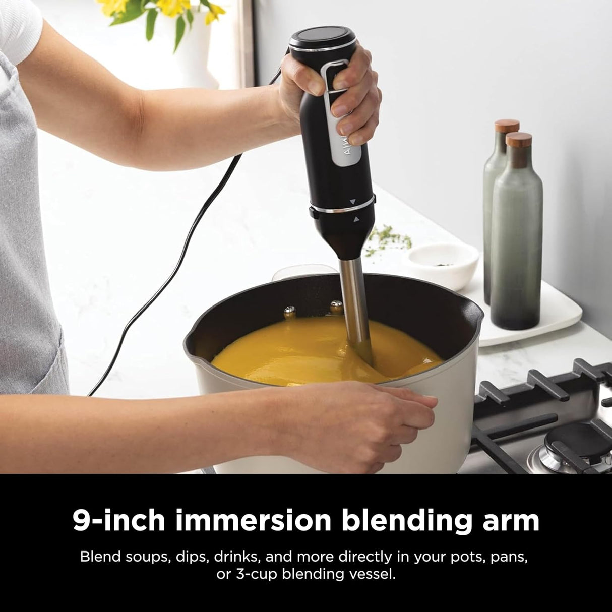 Batidora de Mano Ninja, Licuadora de Inmersión, Sistema de Batidora de Potencia Foodi, 750 Watts, Combo Batidora y Mezcladora con Varillas, Batidores y Vaso de 3 Tazas, 120V, Negro CI101