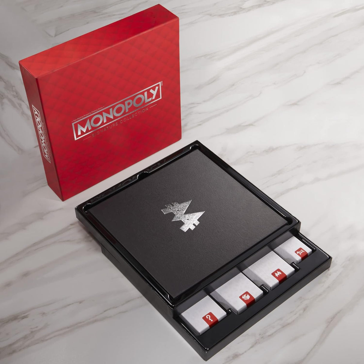 Juego de Mesa Monopoly Signature, 2-6 Jugadores, Edición Familiar