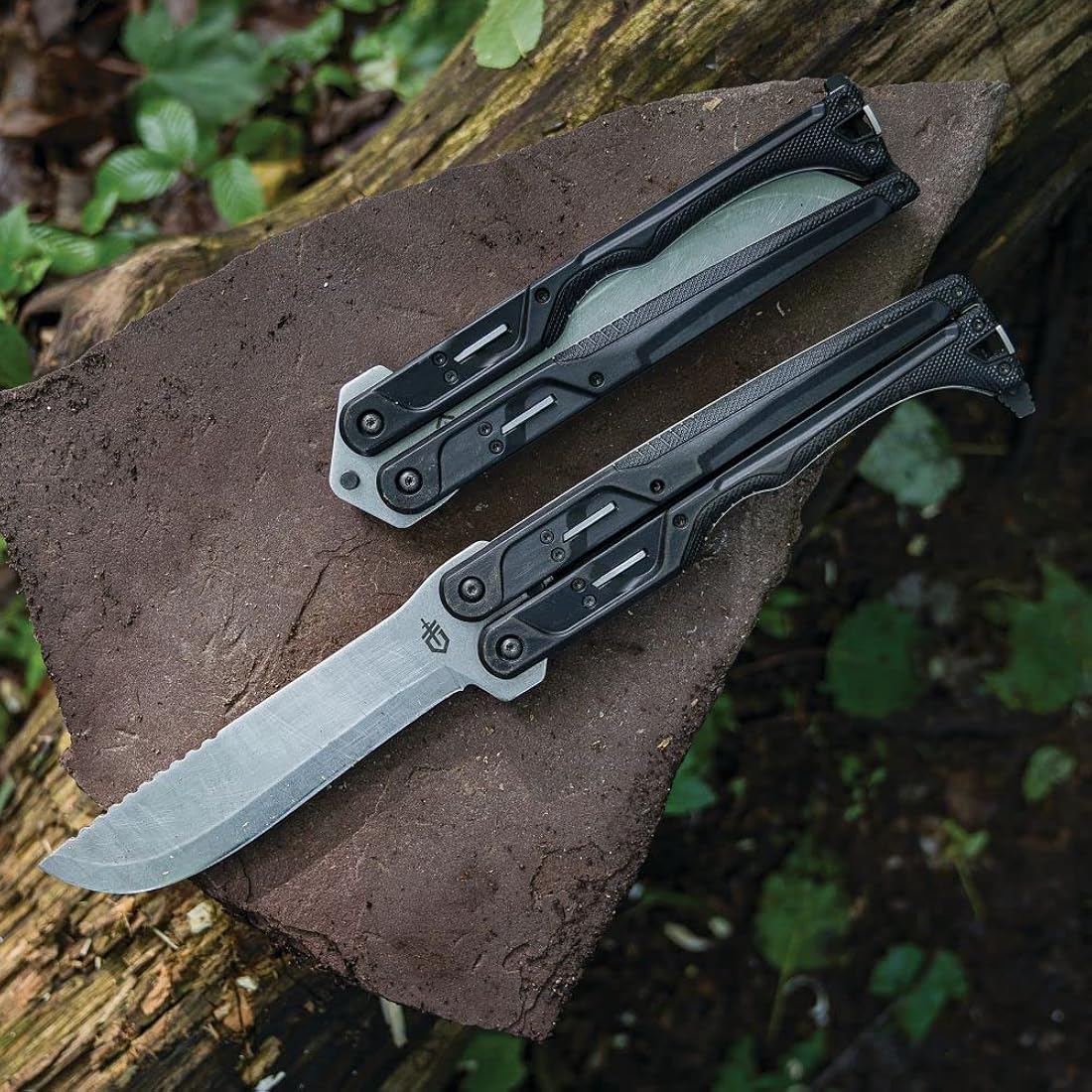Machete plegable con mango negro