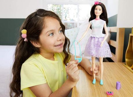 Barbie Princess Adventure Muñeca con Accesorios, 12 Renee
