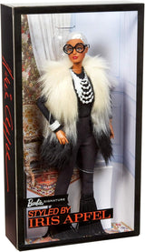 Muñeca Barbie Coleccionista Estilizada por Iris Apfel con Chaleco y Accesorios
