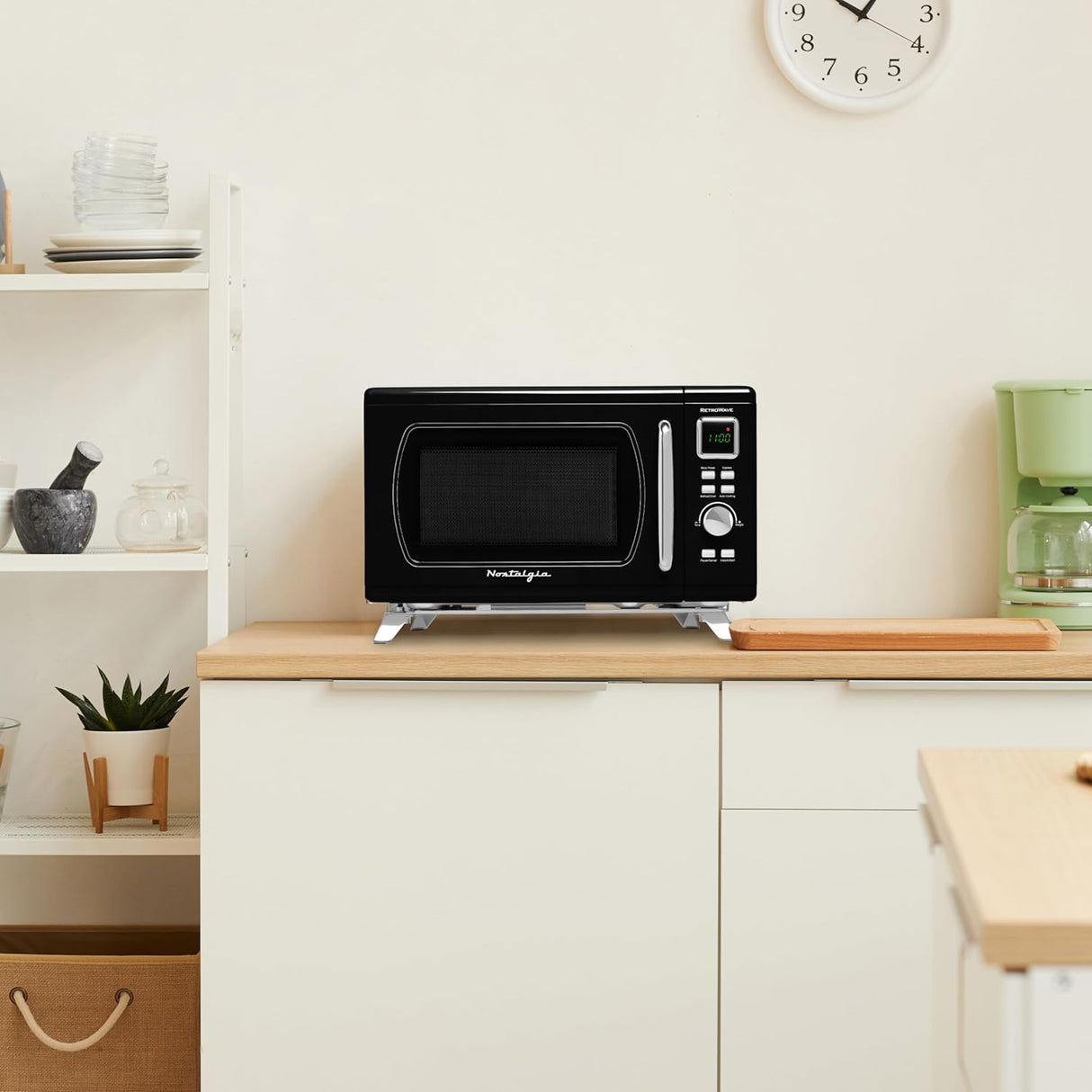 Horno Microondas Nostalgia 0.9 cu ft 900W 8 Programas