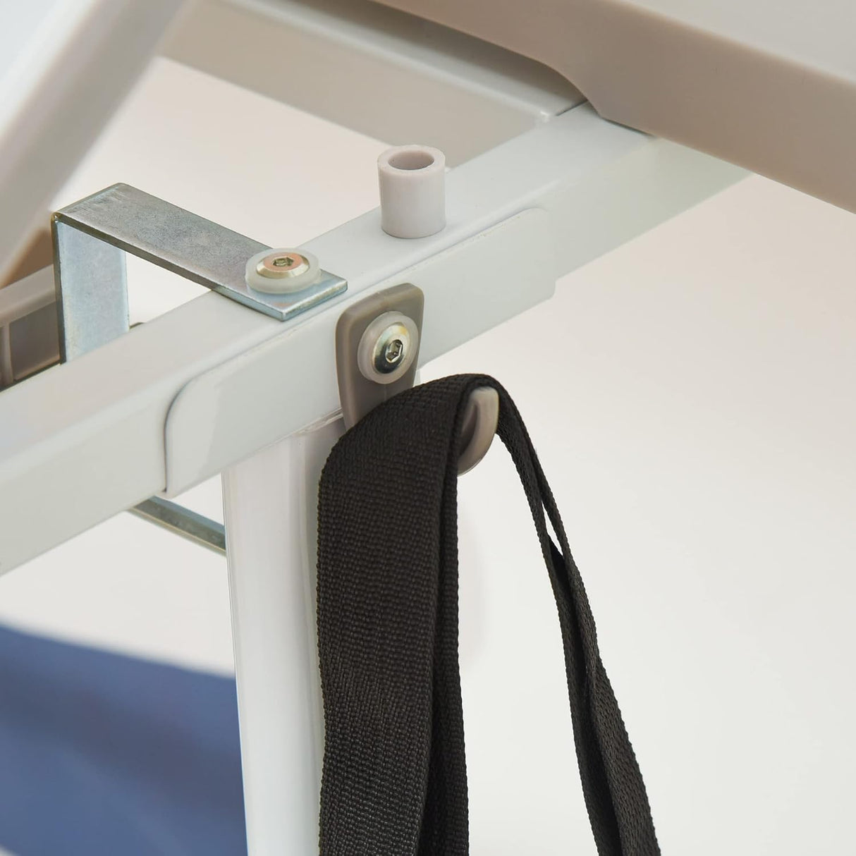 Escritorio y silla ajustables para niños con accesorios