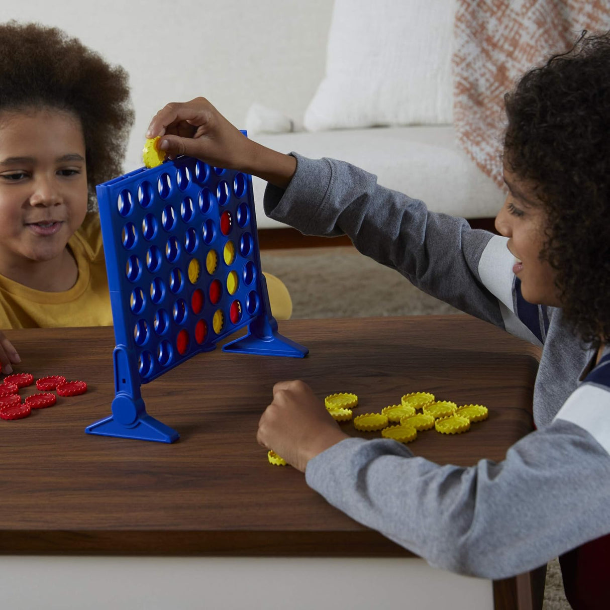 Conecta 4 Hasbro, Juego de Estrategia para 2 Jugadores