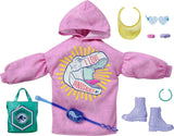 Barbie Pack de Ropa para Muñeca, Inspirado en Jurassic World, Con 8 Accesorios
