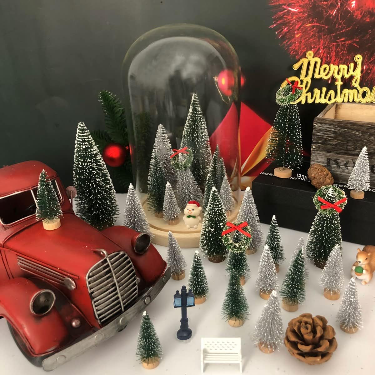 Mini Árboles de Navidad en Mini Botellas, 36 Piezas