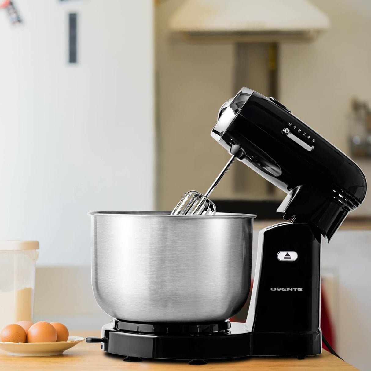 Batidora de Cocina OVENTE 3.5L, 5 Velocidades, 250W, SM680B