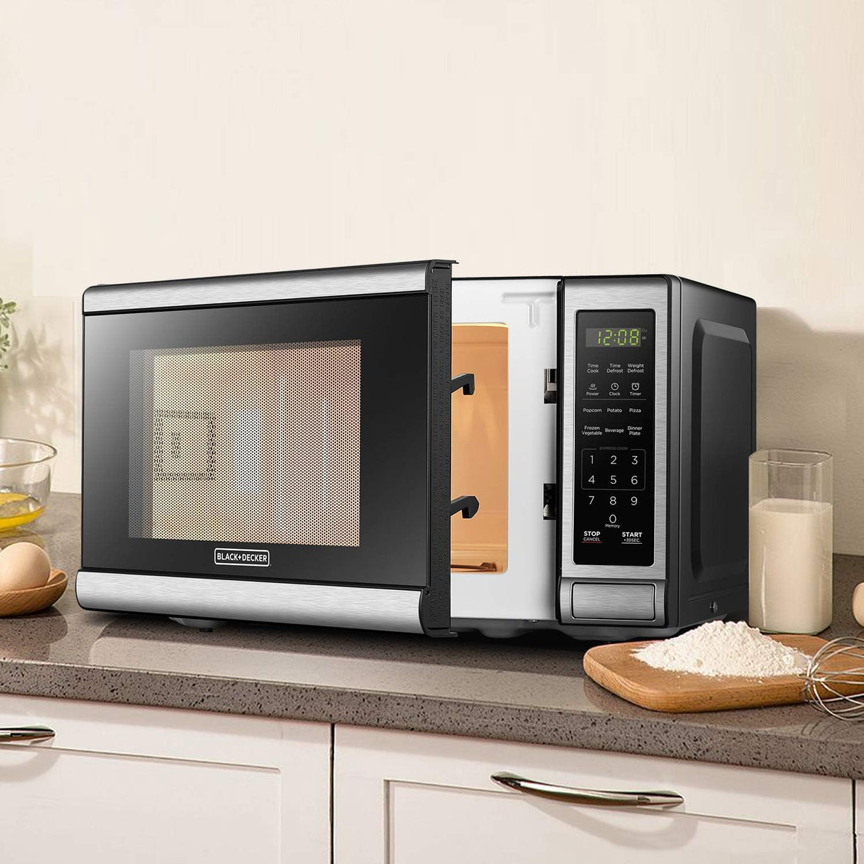 Microondas Digital BLACK+DECKER 0.7 Cu.ft 700W EM720CB7