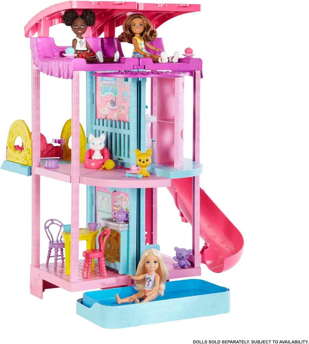 Casita Barbie Casa de Muñecas Chelsea con Áreas Transformables y 20+ Piezas