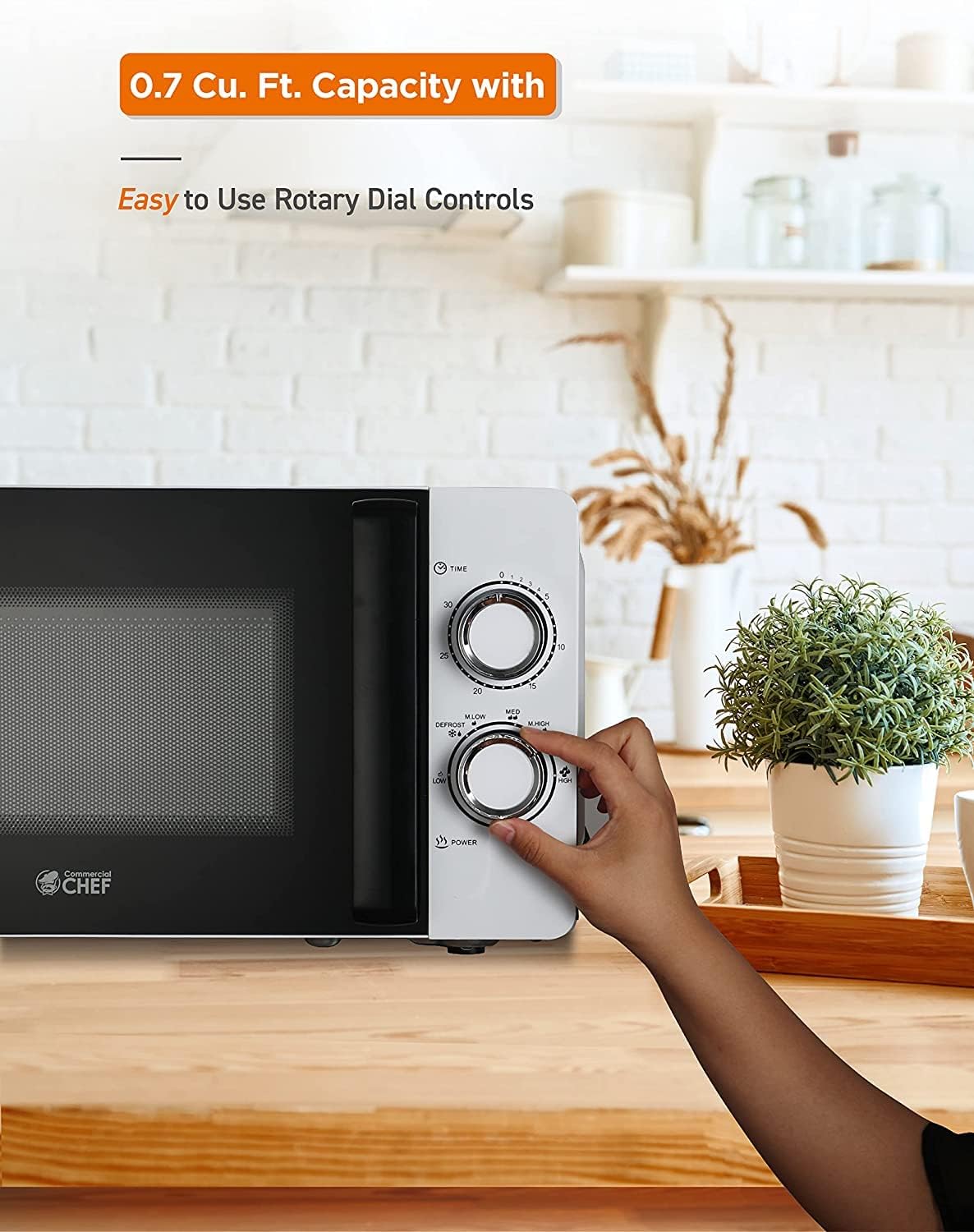 Microondas 0.7 Cu. Ft. COMMERCIAL CHEF, 700W, Rotativo