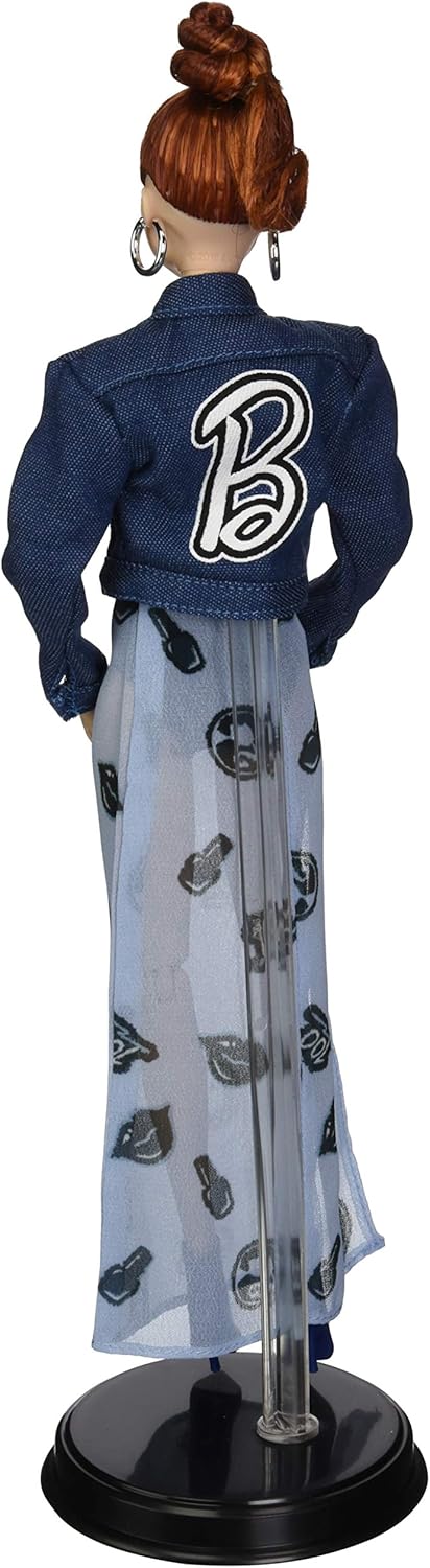 Muñeca Barbie diseñada por Marni Senofonte estilo exclusivo