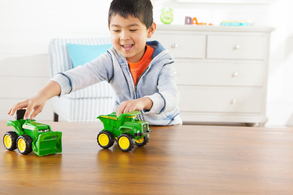 Camión y Tractor.