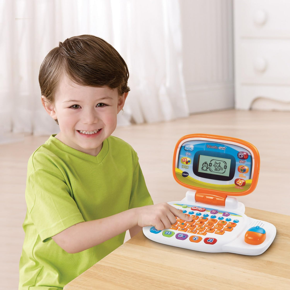 Laptop portátil VTech, educativo, interactivo, modelo Tote and Go