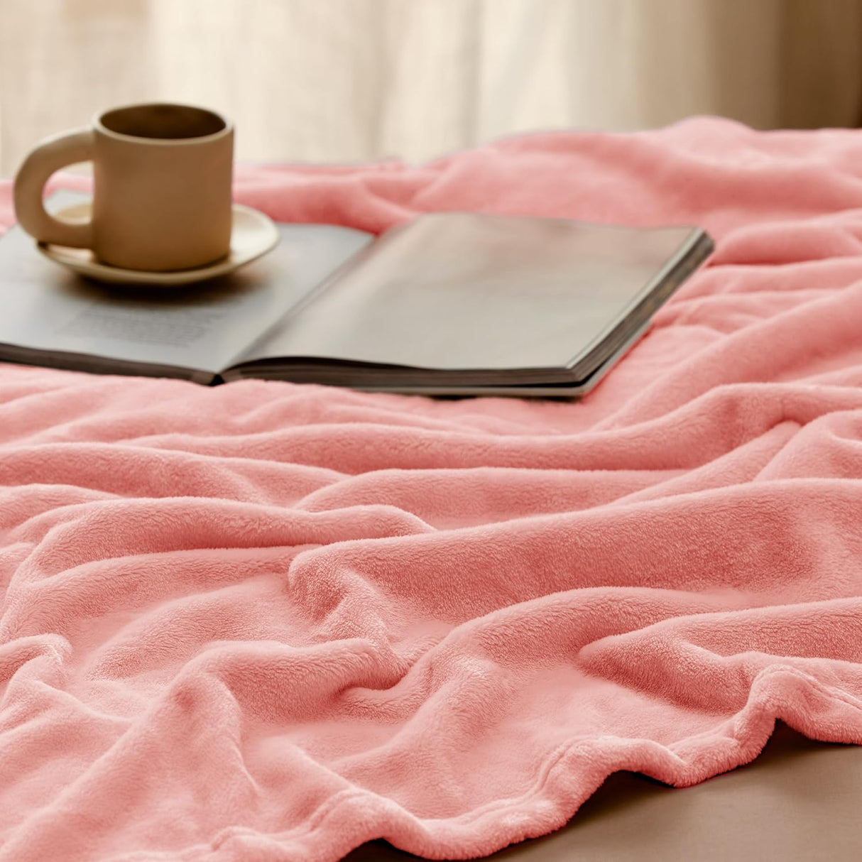 Manta Fleece Bedsure 50x60 Pulgadas Suave y Ligera para Sofá