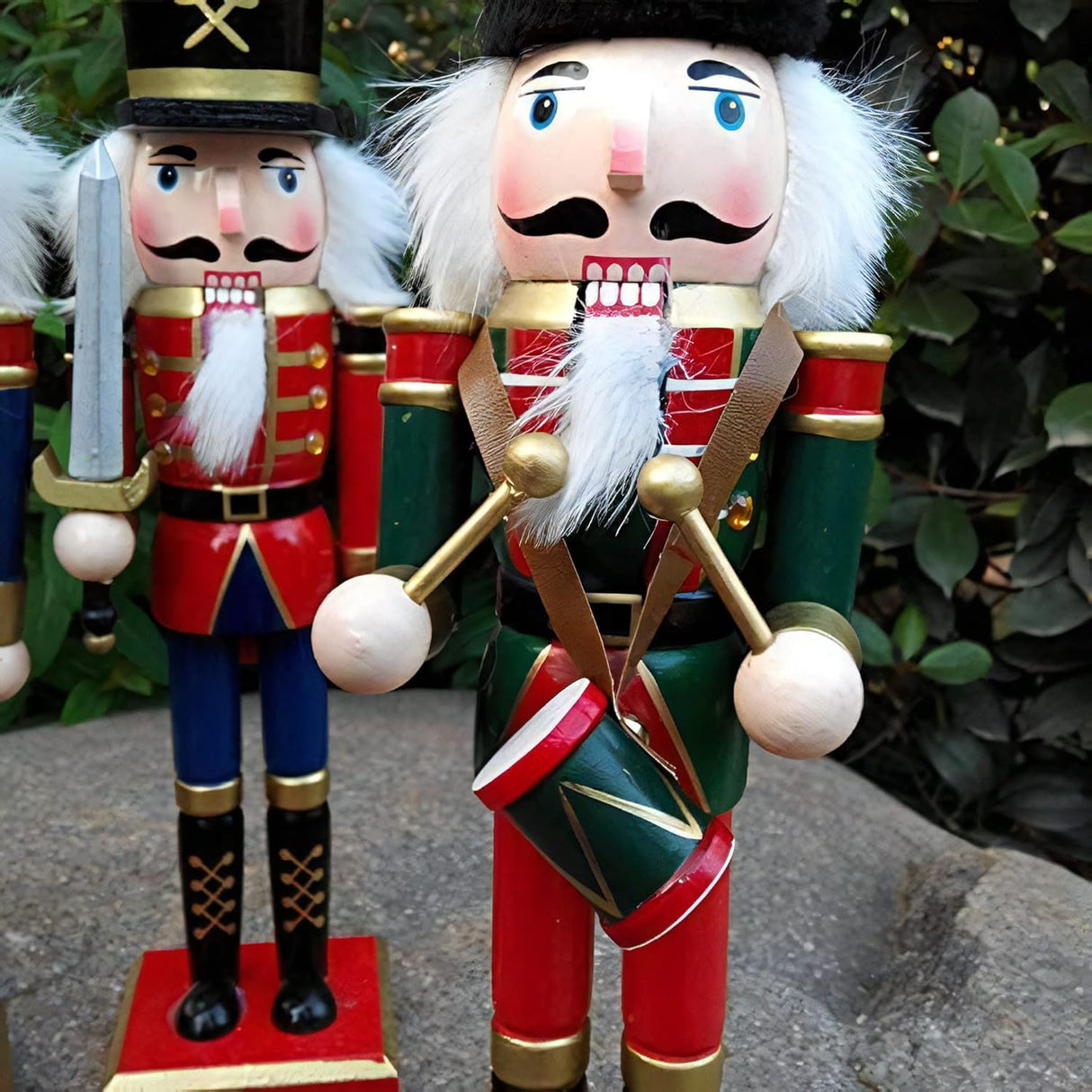 Adornos de Navidad Nutcracker de Madera 12 Pulgadas (Set)
