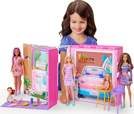 Casa de muñecas Barbie, con 11 accesorios, áreas de juego y 360°