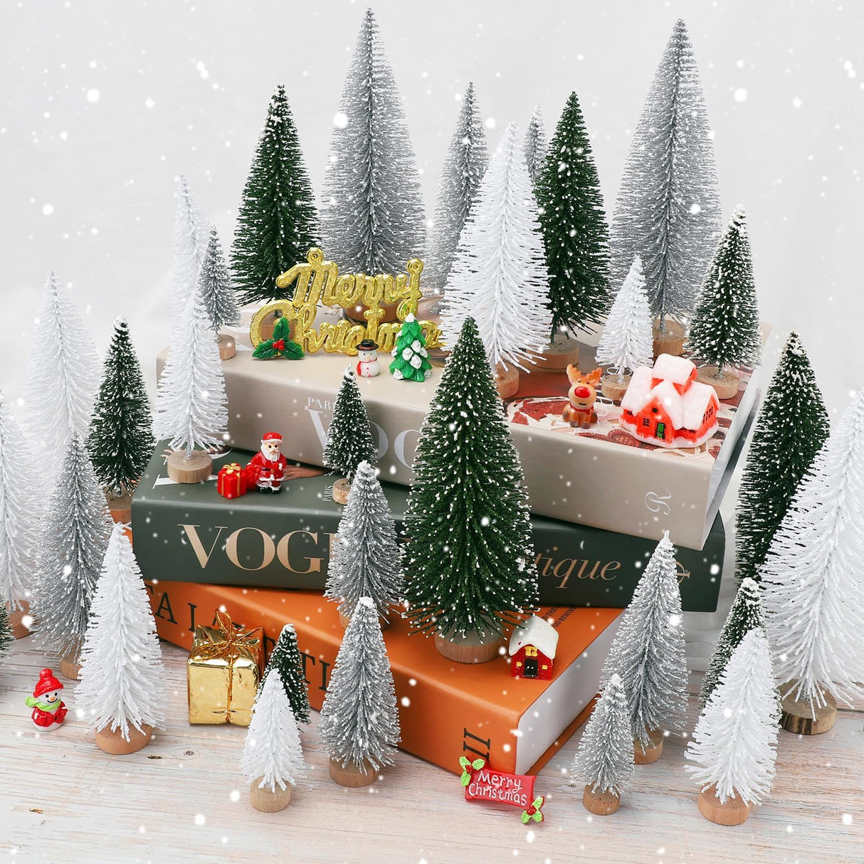 30 Piezas Mini Árboles de Navidad Artificiales con Base de Madera