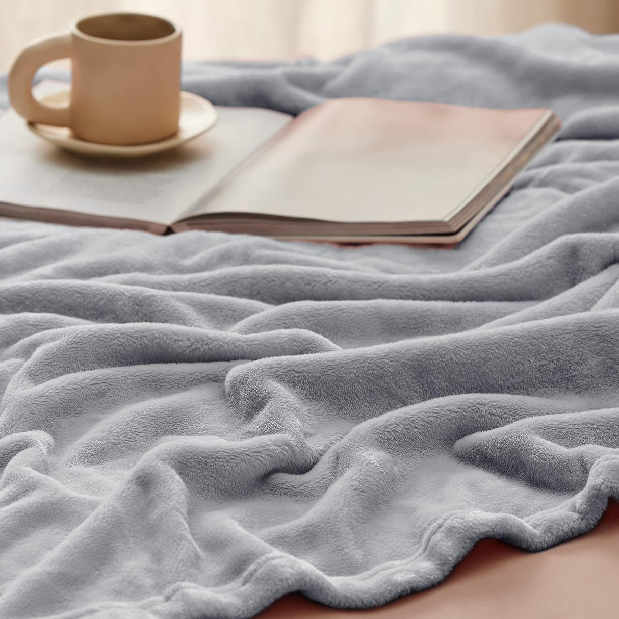 Manta Fleece Bedsure - Suave y ligera para sofá y cama