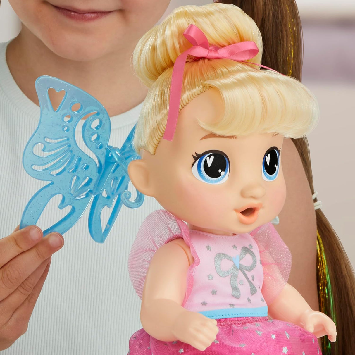 Baby Alive Fairy Fashions Harper Hugs Muñeca con Ropa y Accesorios