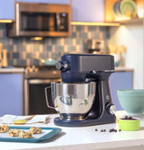 Batidora de Pie GE | 7 Velocidades, 350W, 5.3Qt | Modelo Tilt-Head