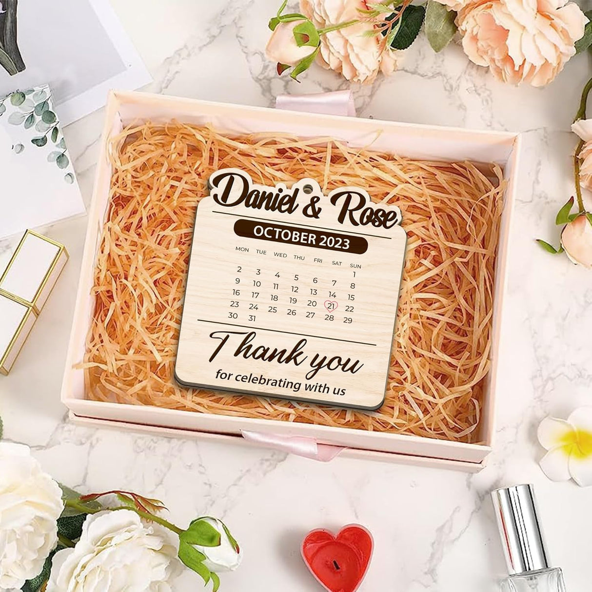 Adornos de Boda Personalizados, Novio y Novia, Corazón 01