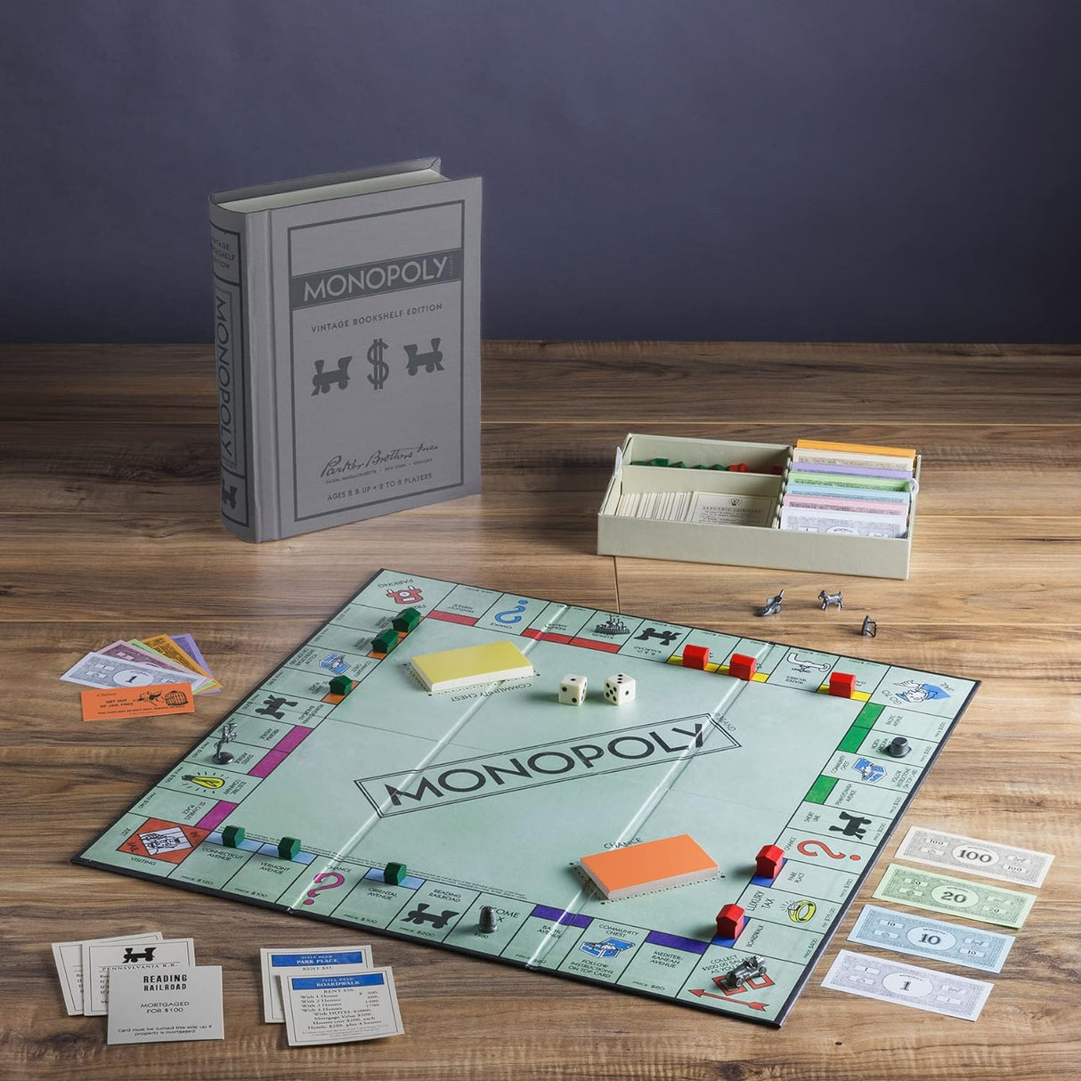 Monopoly Edición Vintage de WS Game Company - Estantería