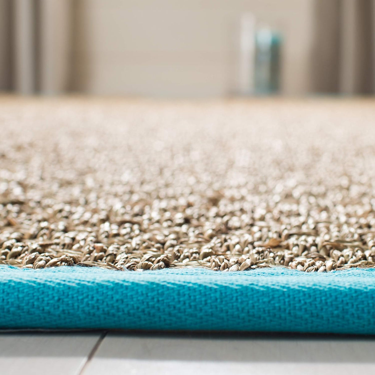 Alfombra Runner de Fibra Natural SAFAVIEH, Diseño Seagrass, NF114S