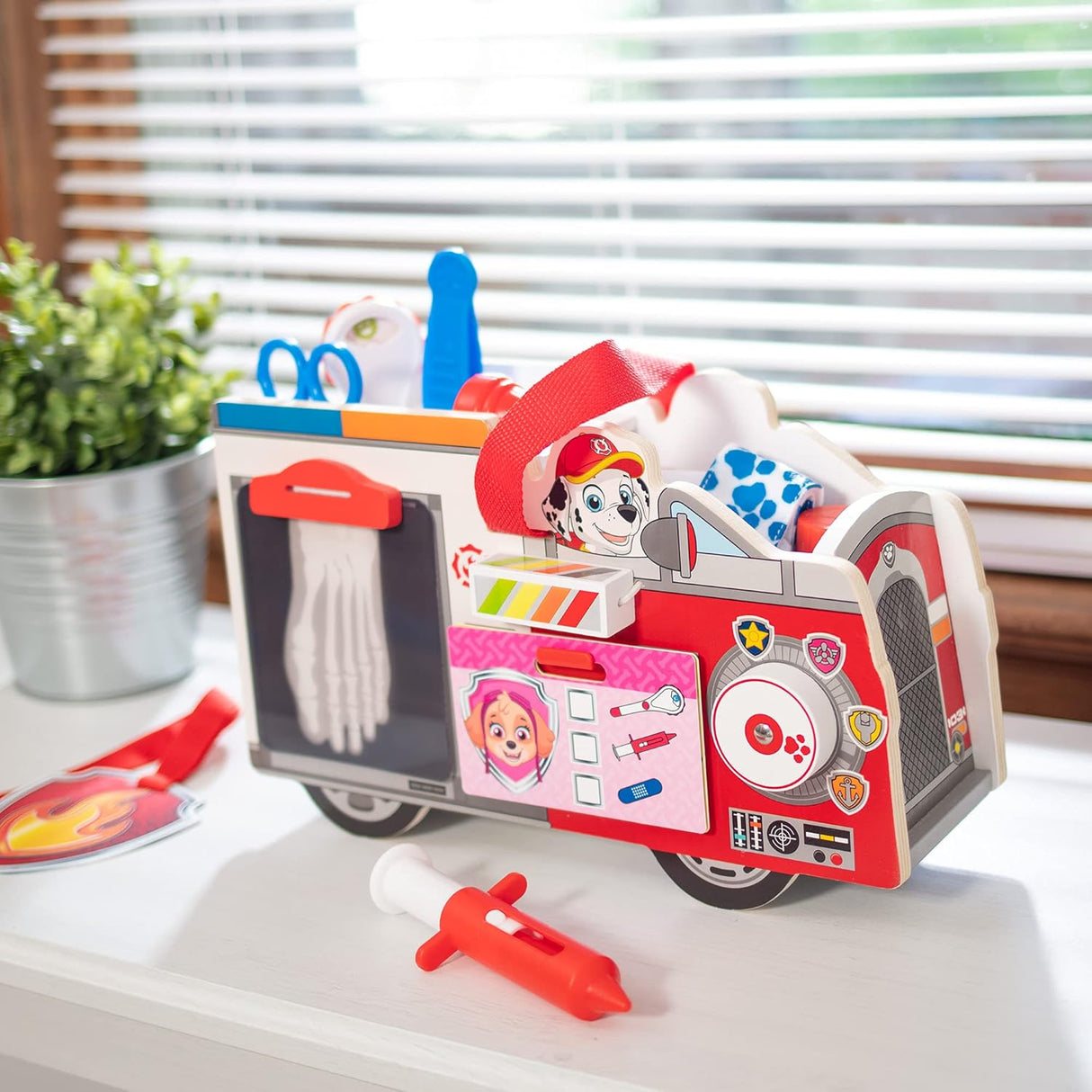 Kit de Rescate EMT de Madera PAW Patrol - 14 Piezas, Marshall