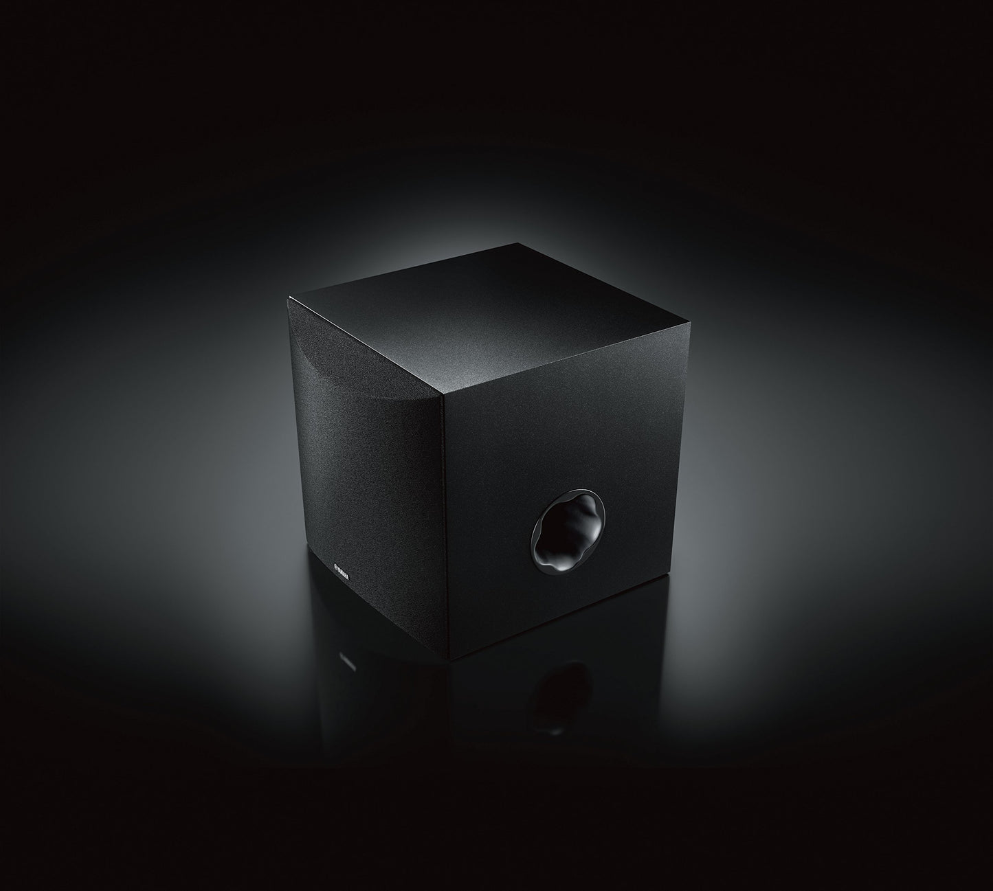 Yamaha Subwoofer activo de 8 '' y 100 vatios  Negro