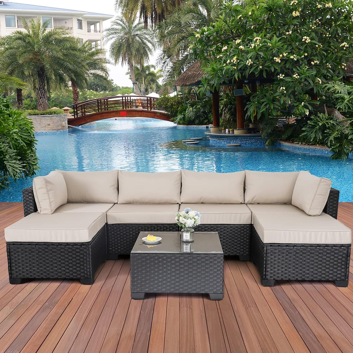 Lviden Juego de muebles de mimbre PE para exteriores, 7 piezas, juego de sofá de conversación seccional de ratán para patio, con cojines caqui y mesa superior de vidrio