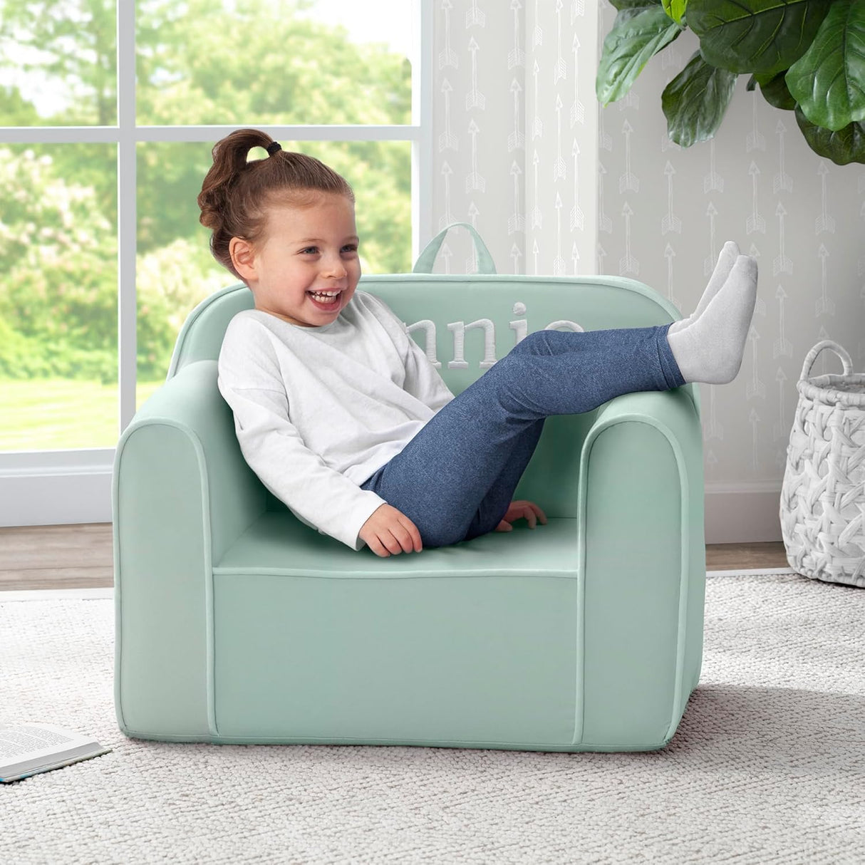 Silla Cozee personalizada, salvia. Delta Children