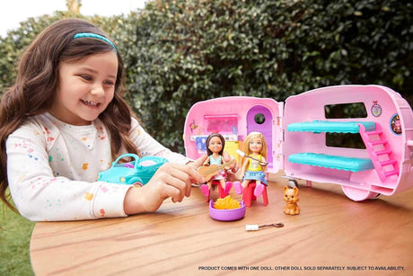 Barbie Club Chelsea Set de Juego Carro y Camper, Accesorios