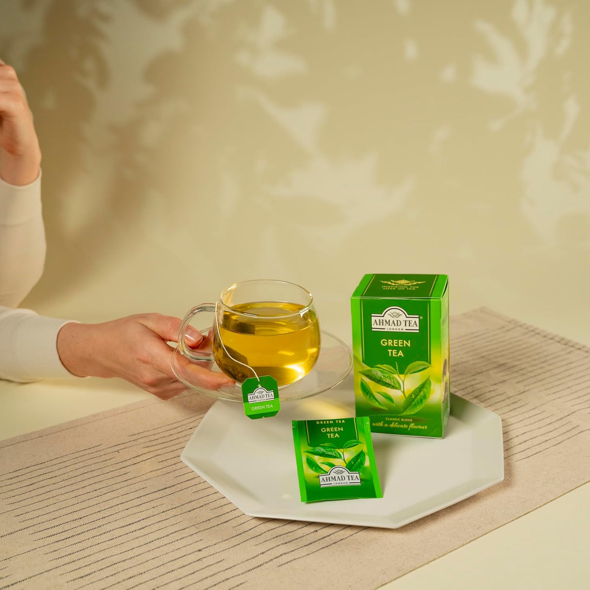 Té Verde Ahmad Té, 20 bolsas, sin azúcar ni cafeína