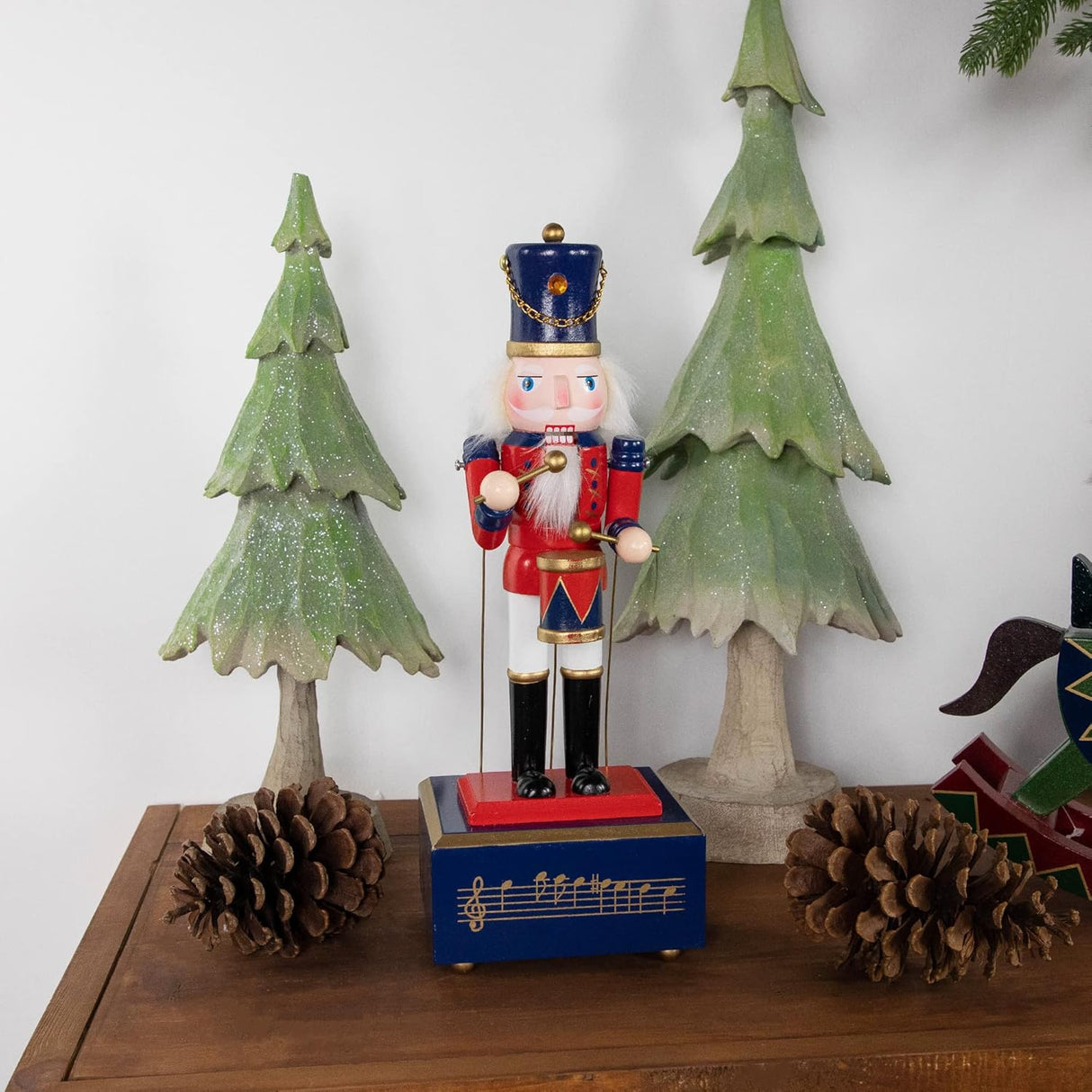 Figura Navideña Animada y Musical Nutcracker Drummer de Northlight