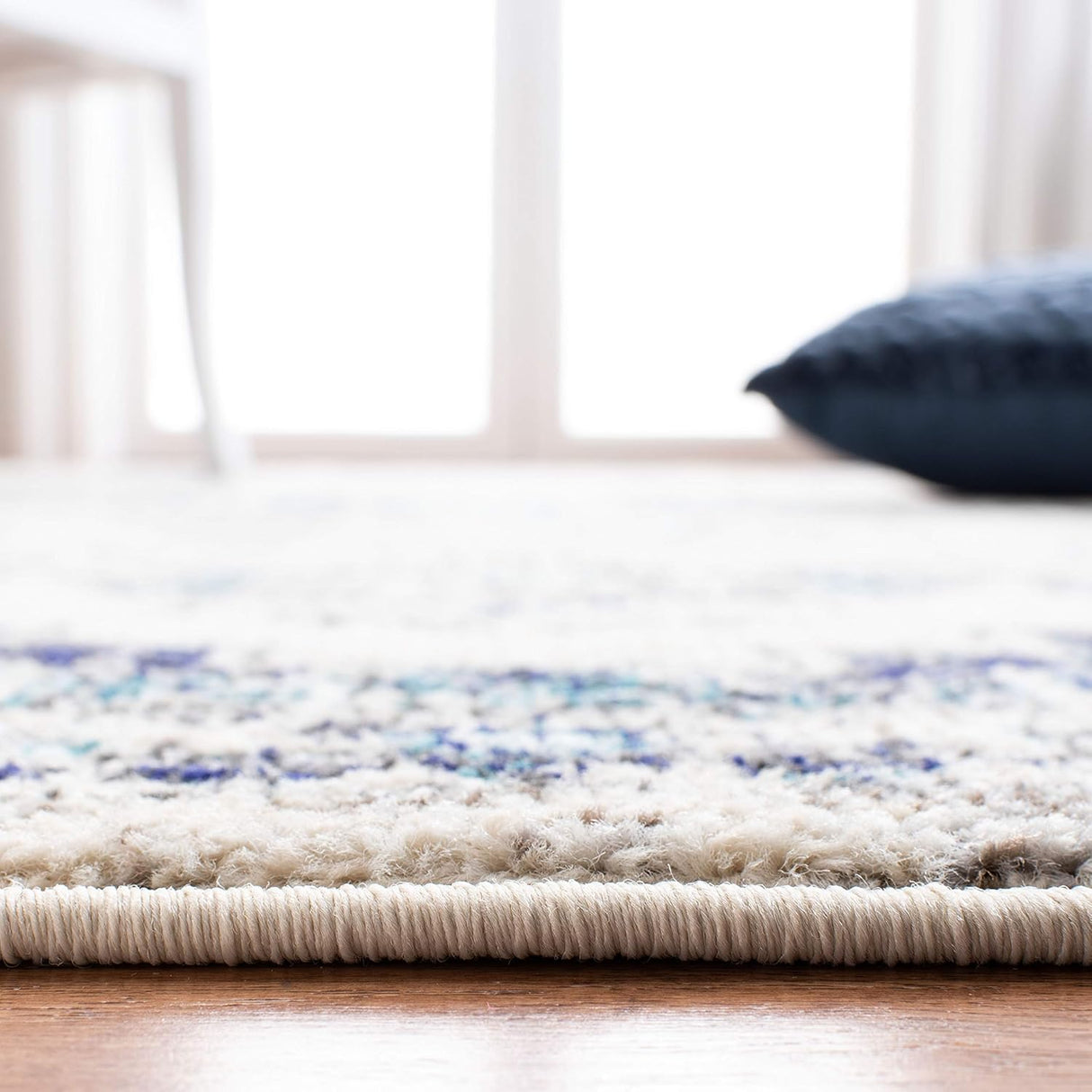 Alfombra SAFAVIEH Madison, Boho Chic, Diseño Distressed, MAD473C