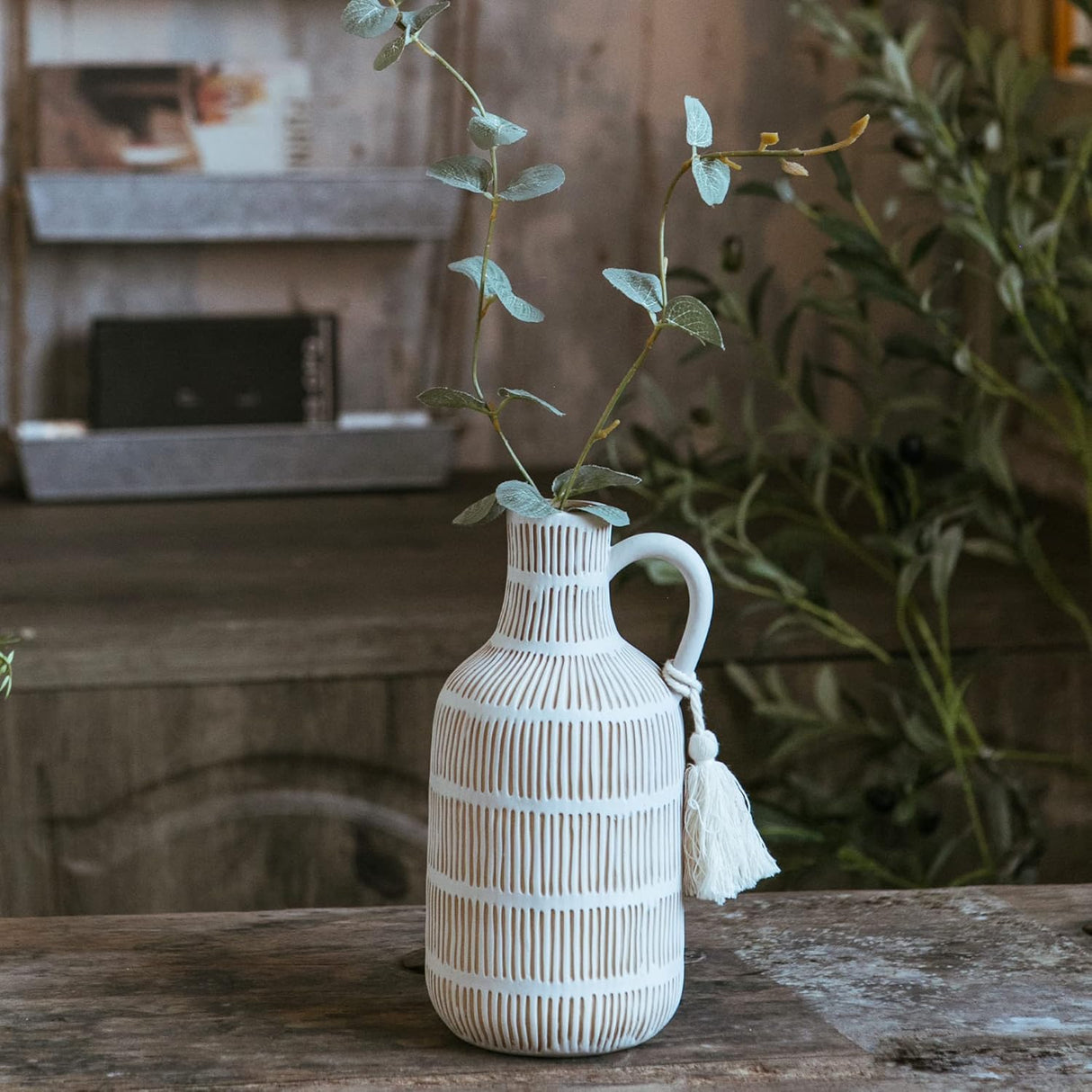 Vaso de Cerámica con Asa y Borlas - Decoración Rústica 10