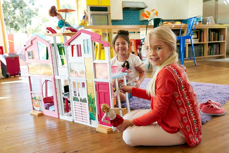 Casa de muñecas Barbie 3 pisos con elevador, accesorios y portátil