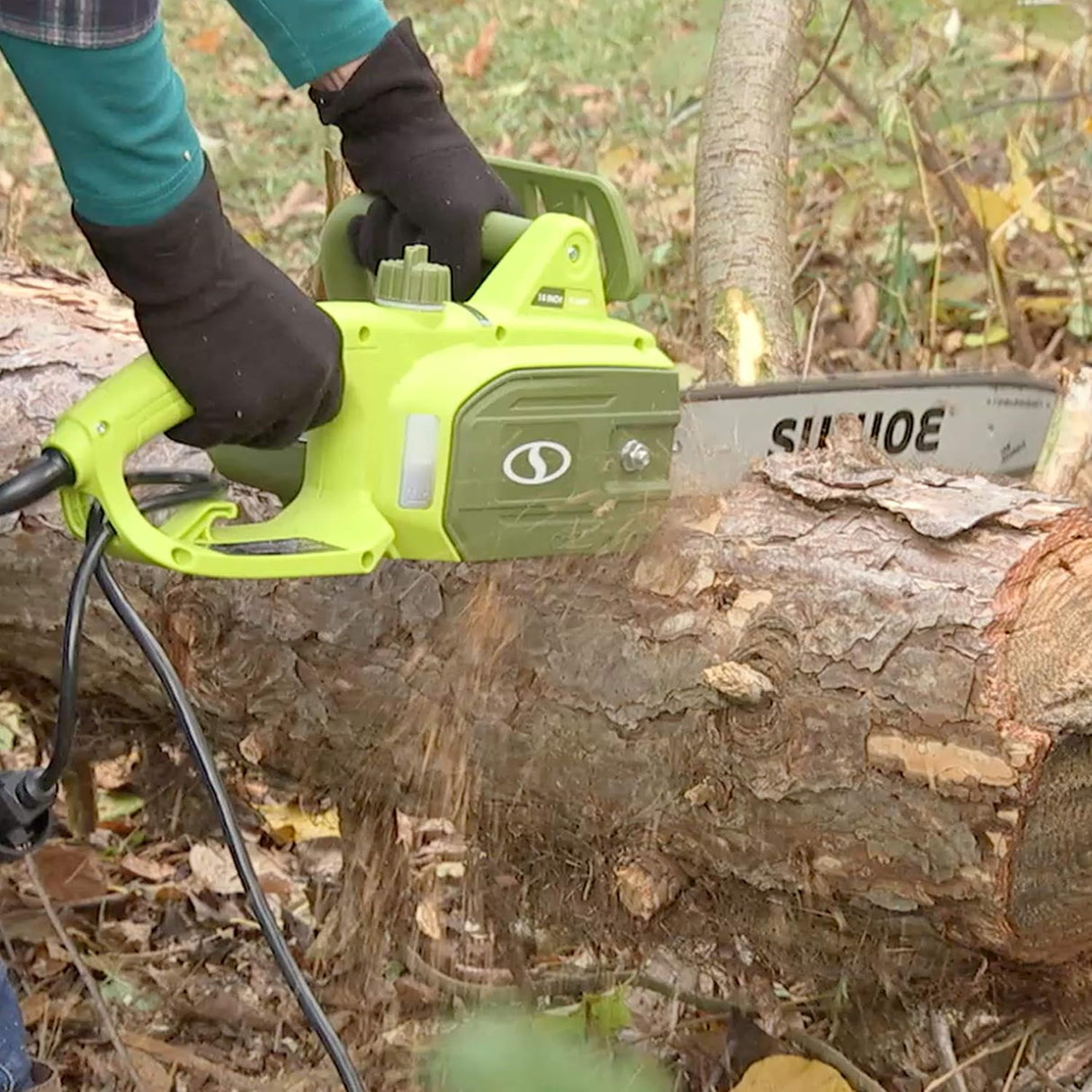 Motosierra eléctrica de mano de 14 pulgadas y 9 amperios