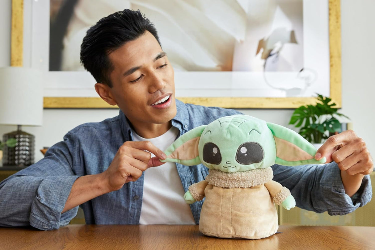 Pelota de Jumping Grogu Star Wars Mattel con sonidos y acción